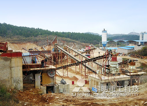 贵州铜仁时产250吨花岗岩石灰石碎石制砂生产线应用搅拌站和高速公路建设