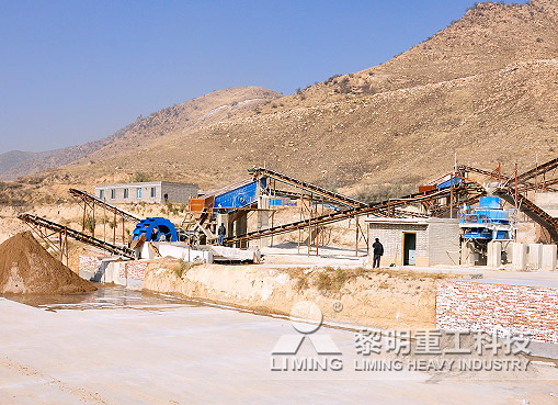 四川彭州时产900吨破碎制砂项目